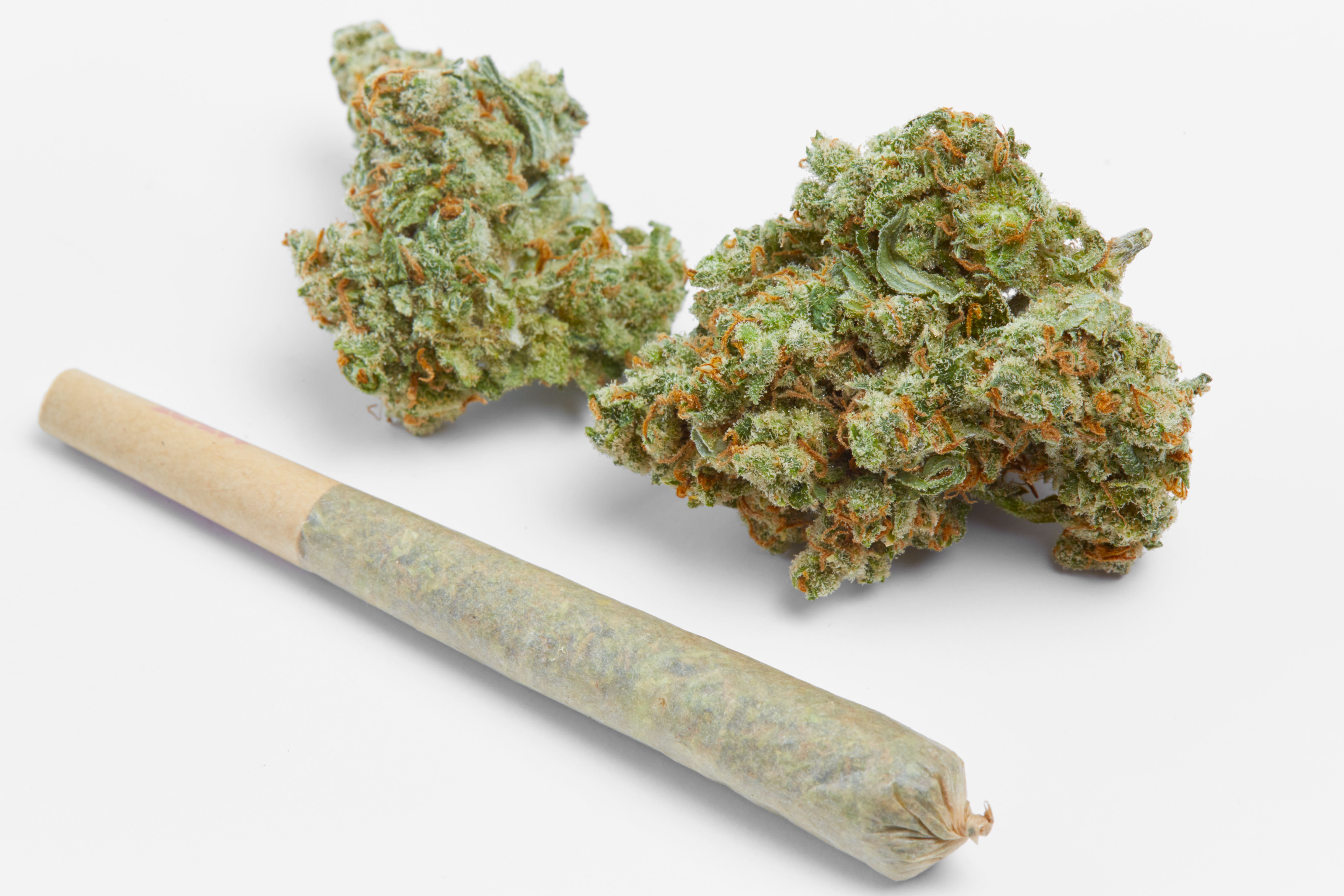 Mixing Alcohol and Weed: Cross Faded Risks Explained | Avenues Recovery