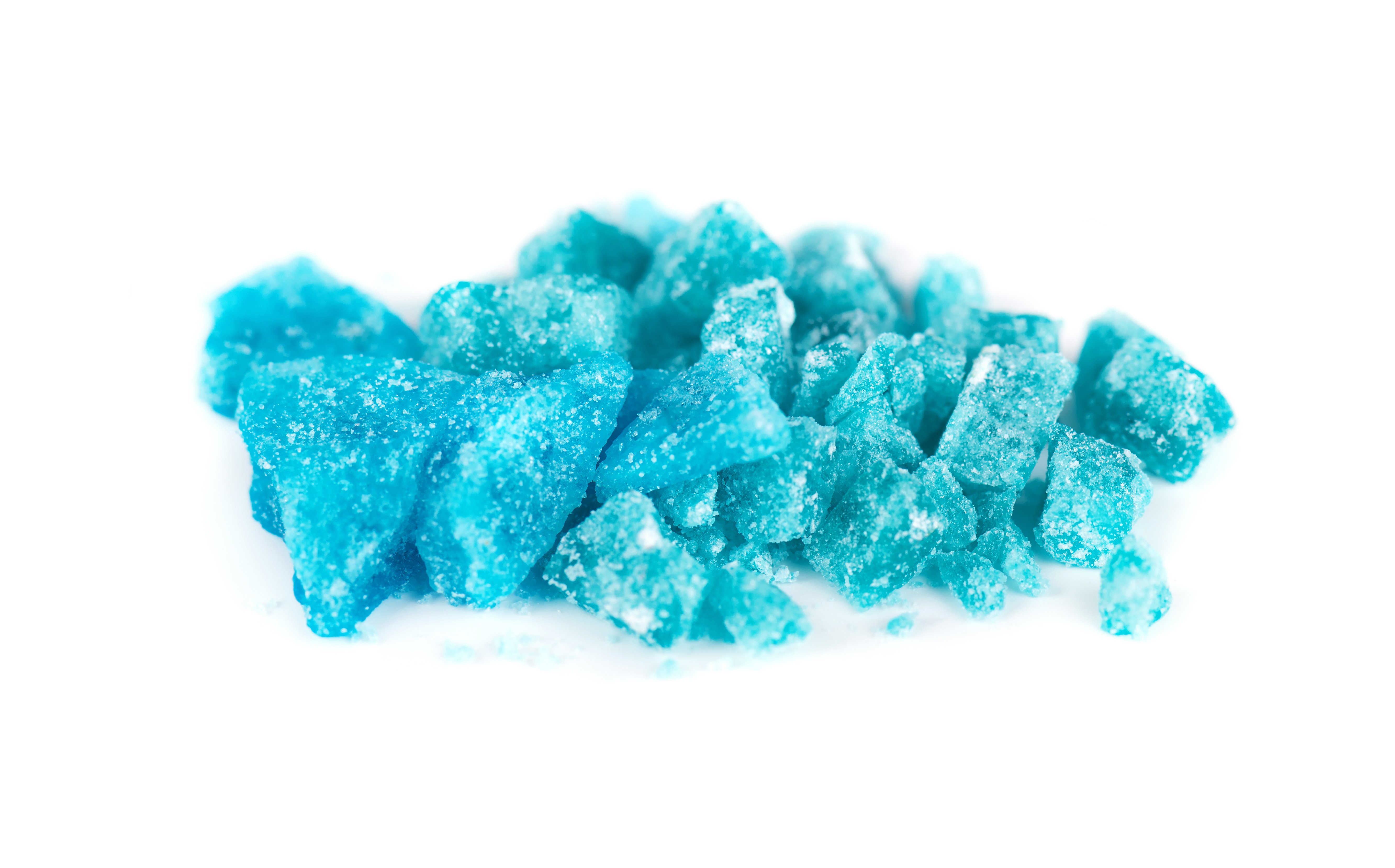 Image of blue meth crystals as Avenues Recovery explores meth and alcohol
