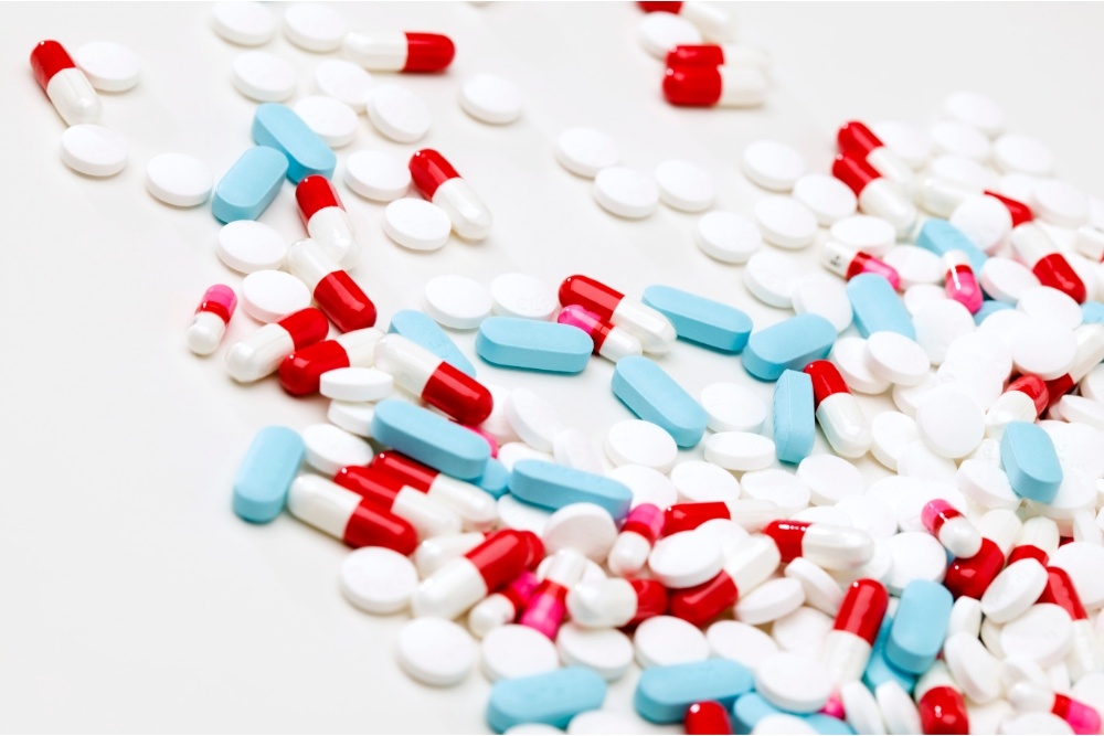 New non-opioid pain medication may help reduce addiction, Avenues Recovery explains.