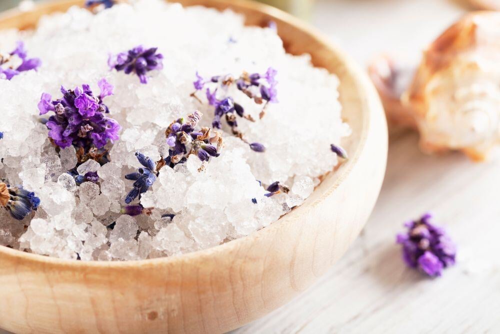 Sudafed in bath salts. Avenues Recovery epxlores Sudafed addiction