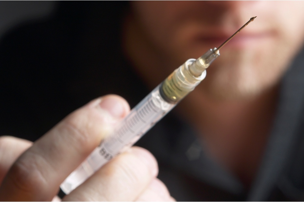 How long does heroin stay in your system? Avenues Recovery answers: Injecting heroin affects its half-life.
