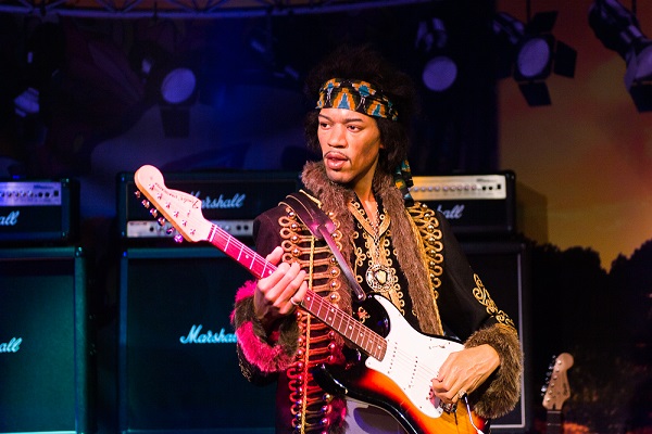 Avenues Recovery discusses Jimi Hendrix, a member of the 27 Club