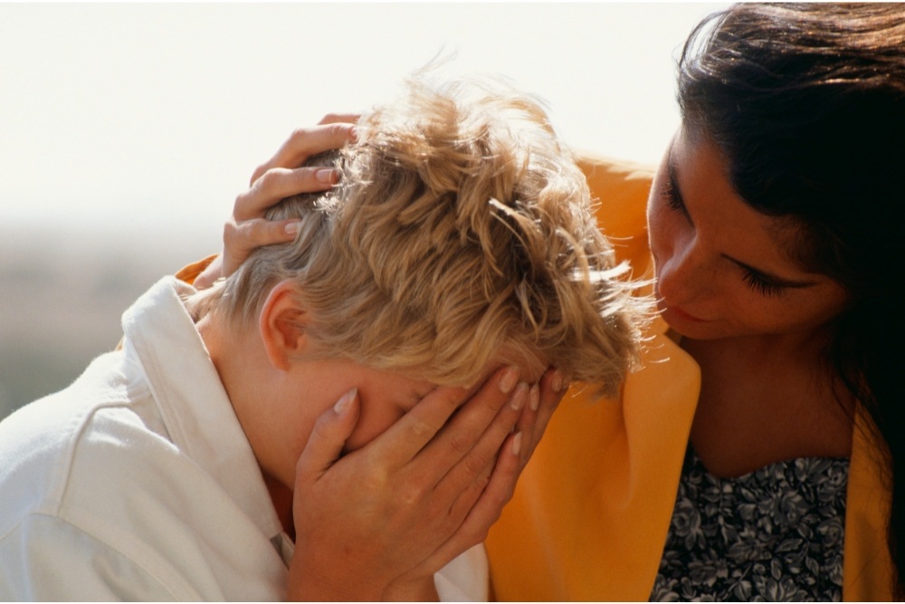 Avenues Recovery lists tips for how to stay sober, like having supportive friends and a sponsor.