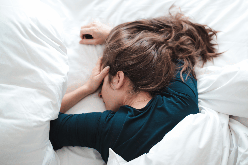 Mixing tramadol and alcohol can cause extreme drowsiness, Avenues Recovery warns.