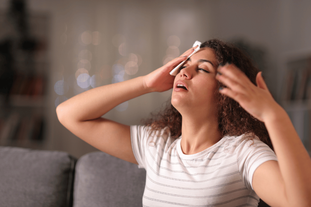 Avenues Recovery explains that mixing Benadryl and Alcohol increases the risk of dehydration.