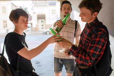 Identifying Signs of Teenage Alcoholism in Your Child