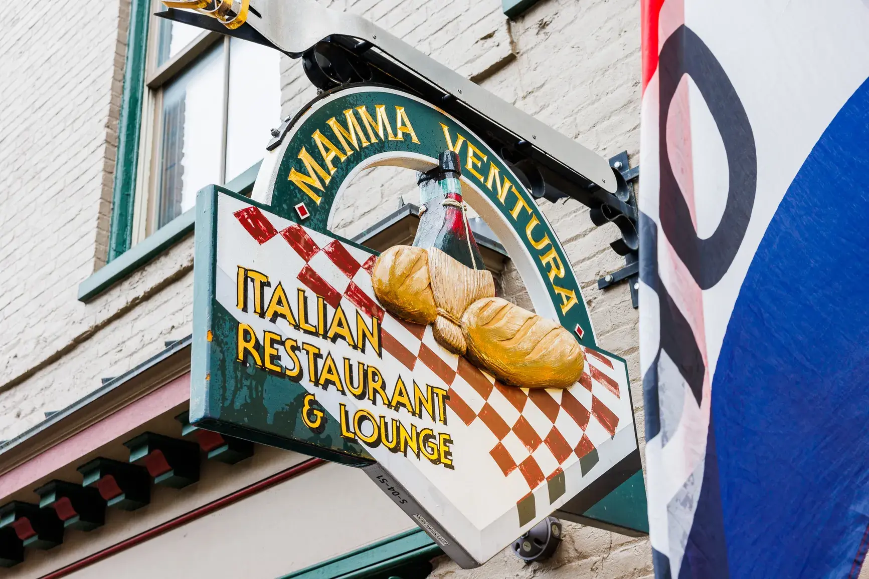 Pennsylvania Restaurant Co-owner Arrested for Drug Sales Behind Eatery