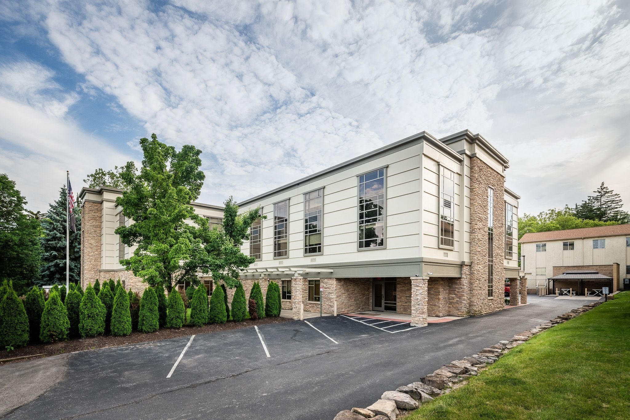 Avenues Recovery Center at Fort Wayne business image