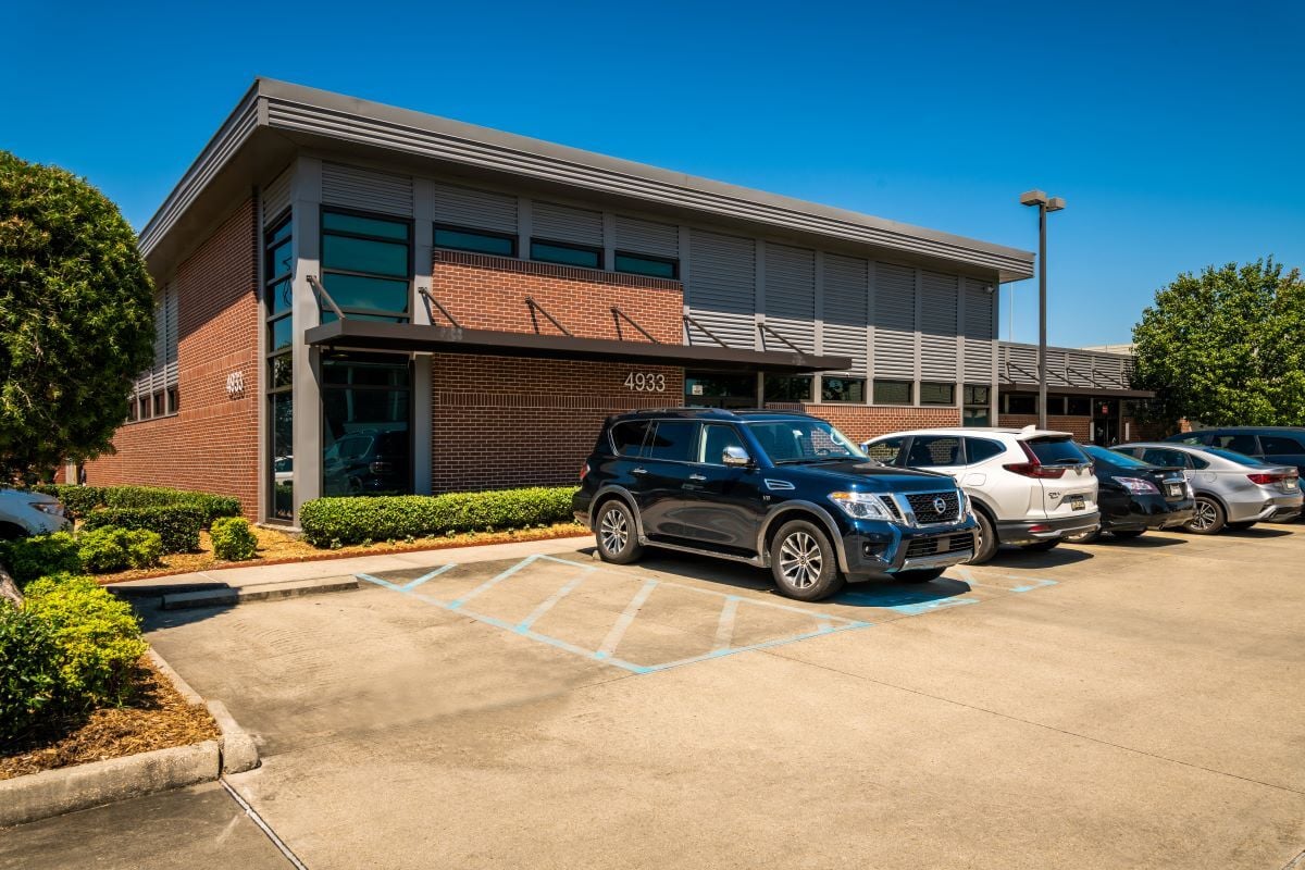 Avenues Extended Care at Metairie business image
