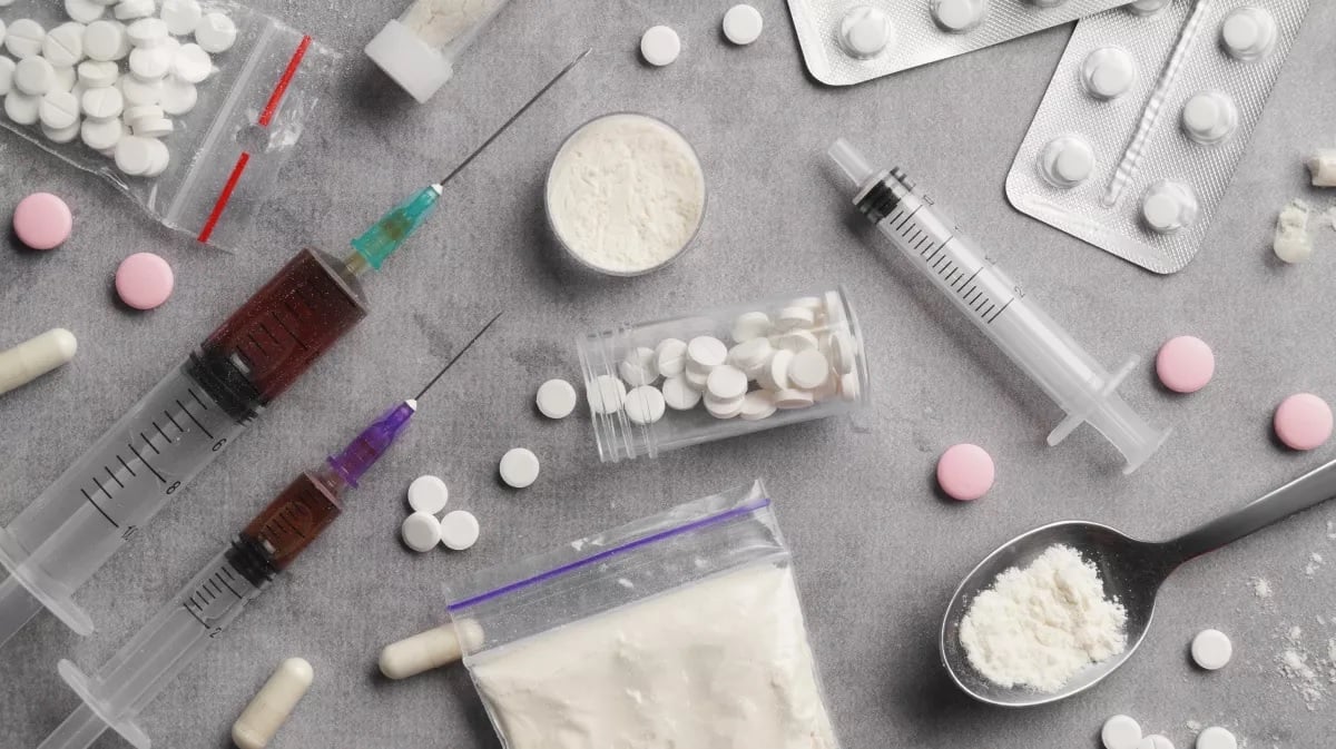 Hard Drugs vs. Soft Drugs: What’s the Difference?