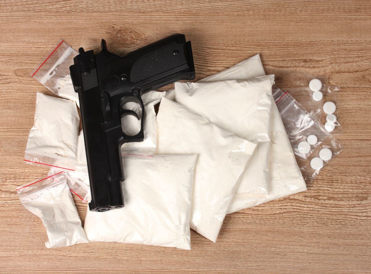 Maryland Man Arrested in Late-Night Pasadena Drug Bust with Loaded Gun and Cocaine